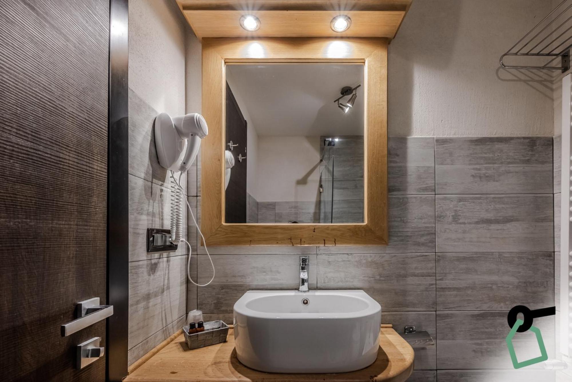 Hotiday Chalet Sestriere Vialattea エクステリア 写真